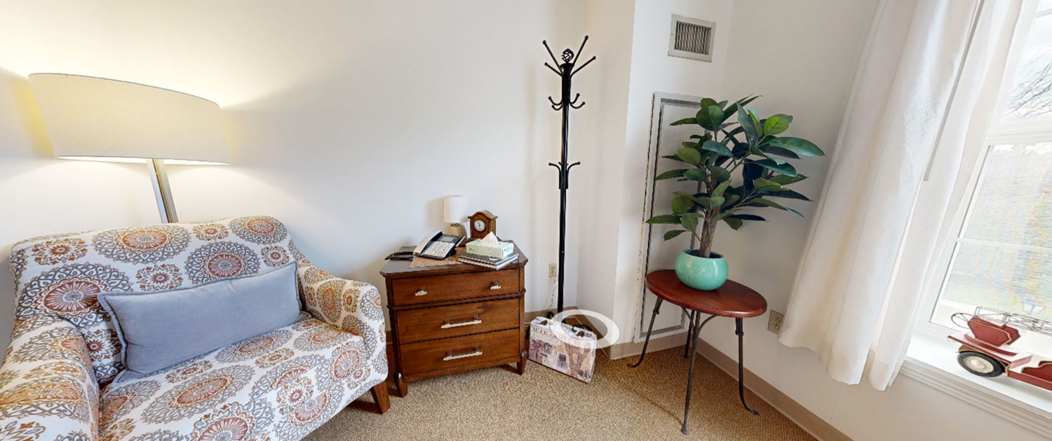 Fairmont Farmington Living Space In Model Bedroom